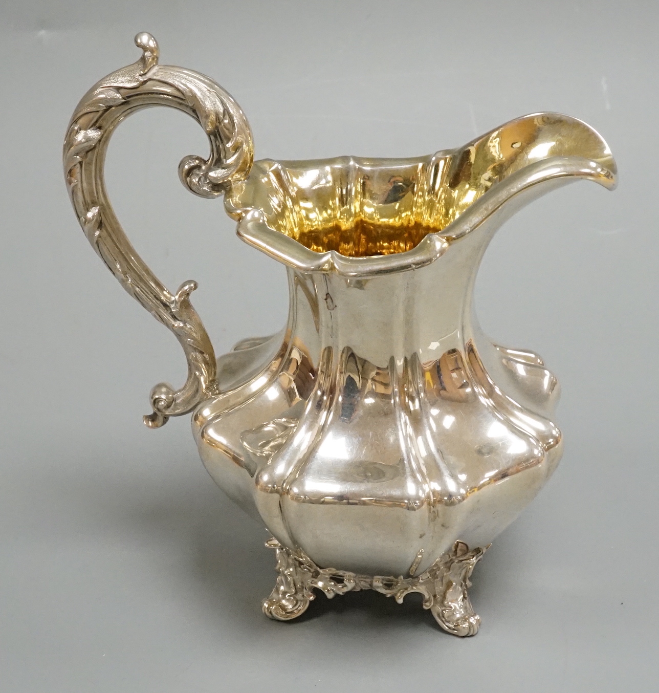 A late William IV silver cream jug, by The Barnards, London, 1836, height 14.5cm, 7.6oz.